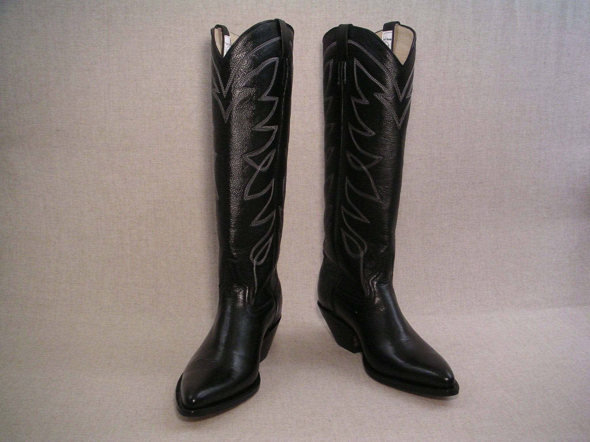 buckaroo-mule-black
