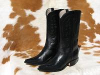 DOMADO-WESTERN.JPG