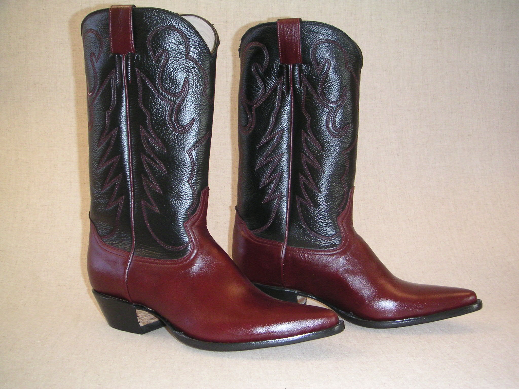 Mule Hide Burgundy